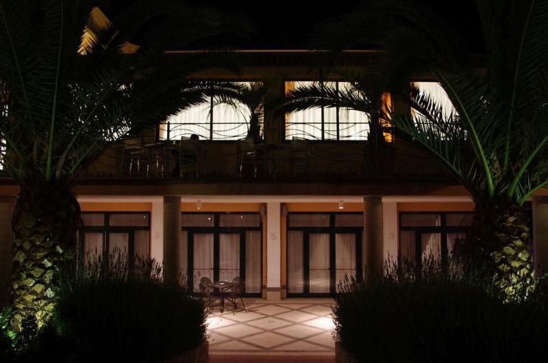 Hotel I Melograni 4*